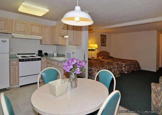 Marinwood Inn & Suites Новато Стая снимка