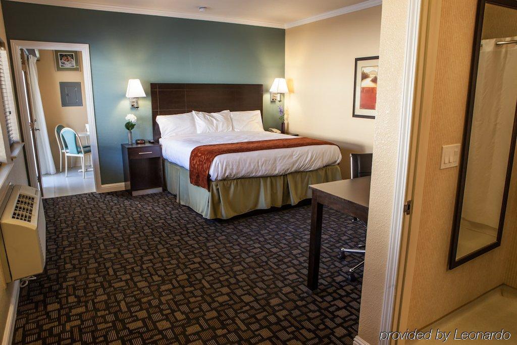 Marinwood Inn & Suites Новато Екстериор снимка